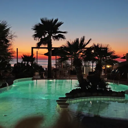 Baia Del Godano Resort & Spa-2